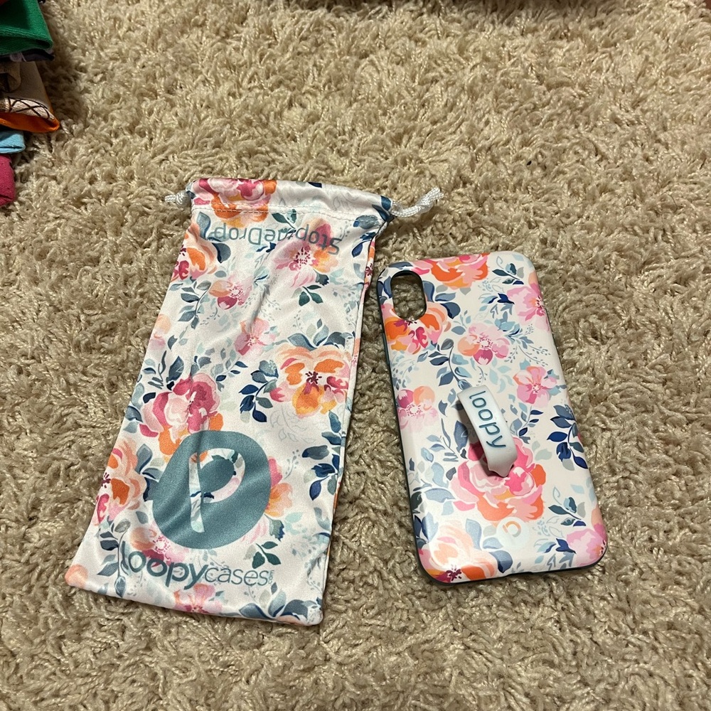 iPhone 10 loopy case